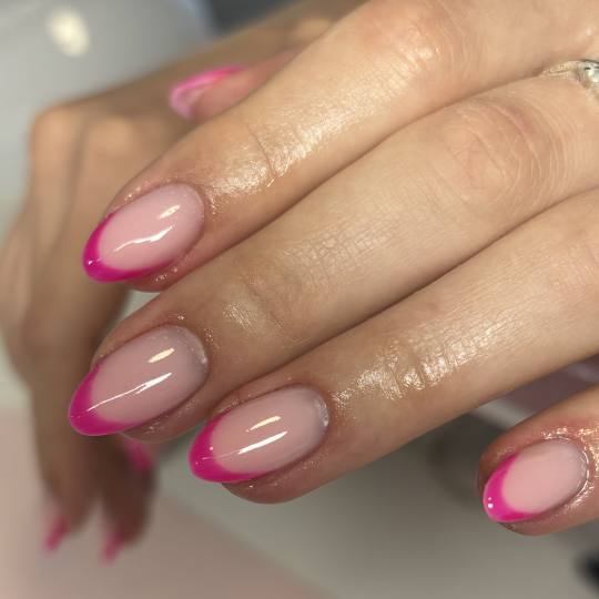 Doll House #zagreb Nadogradnja noktiju Ugradnja noktiju gelom - S dužina