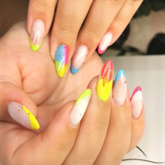 Gelaxy x Motus #zagreb Nadogradnja noktiju Ugradnja noktiju