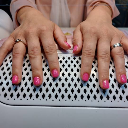 Paint Bar Joy - spas u zadnji čas #zagreb trajni lak na prirodnu duzinu noktiju