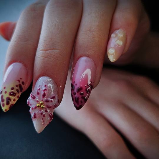 TINA NAIL ART STUDIO #velika-gorica Nadogradnja noktiju Ugradnja noktiju - L dužina Ugradnja L sa d