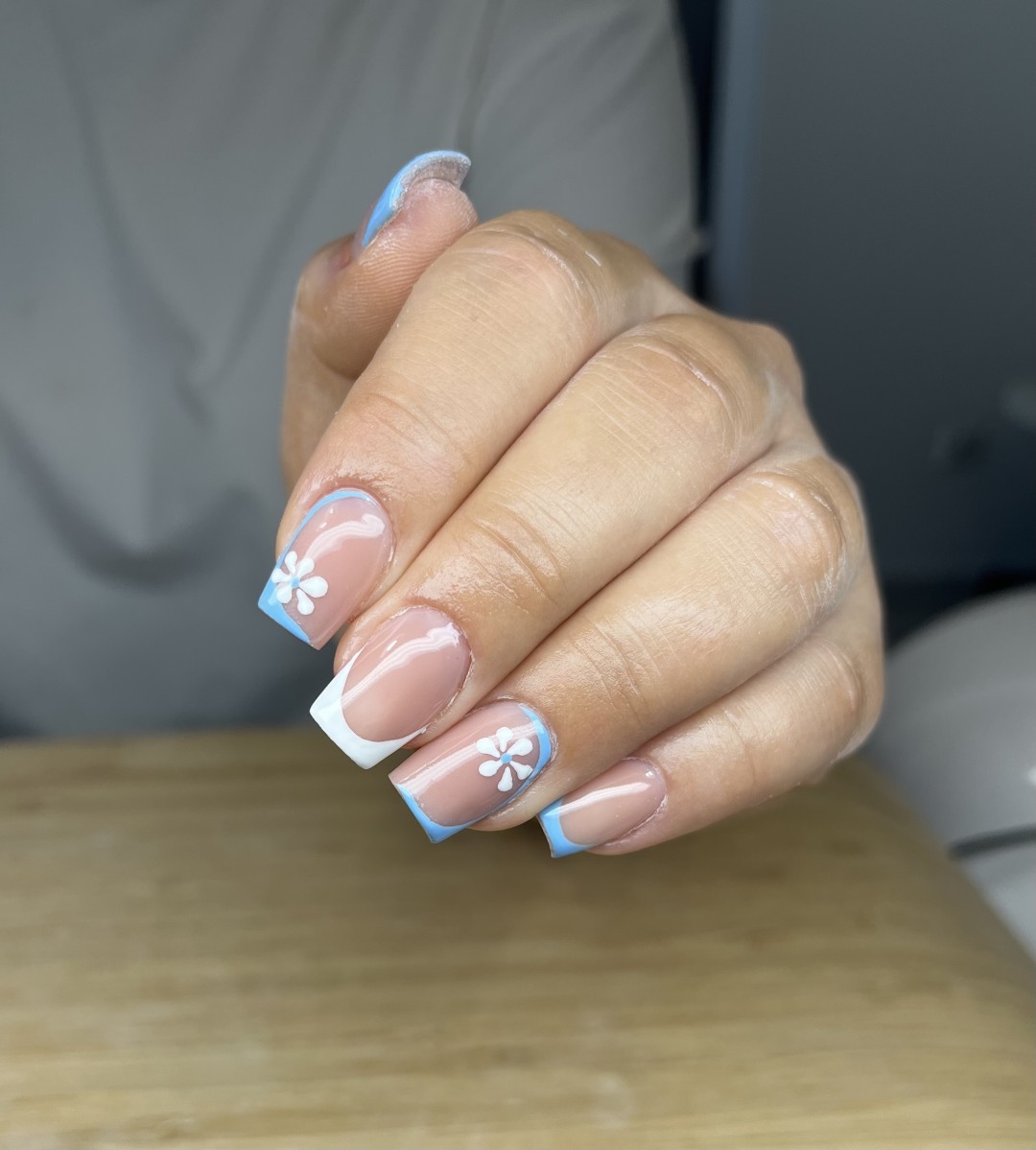 Minie #zapresic Korekcija noktiju Korekcija / nadopuna noktiju