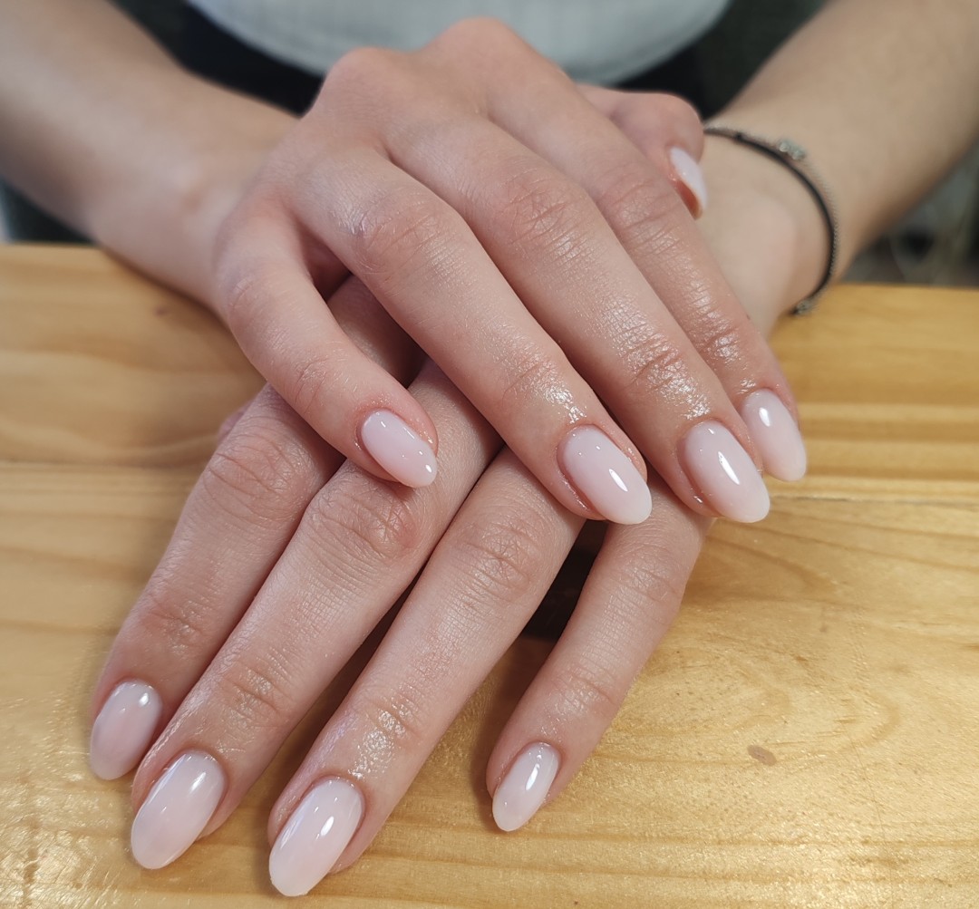 Beautique Nina #zagreb Gel lak KLASIČNA MANIKURA + GRADIVNI (OJAČANI) TRAJNI LAK