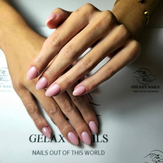 Gelaxy x Motus #zagreb Nadogradnja noktiju Ugradnja noktiju