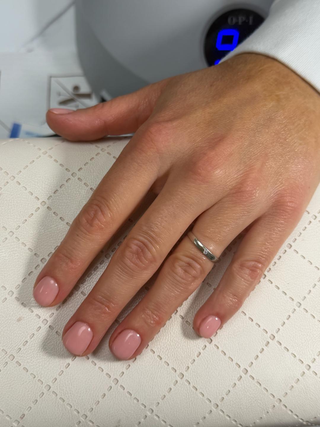 Antonela beauty studio #zagreb Manikura Manikura + trajni lak