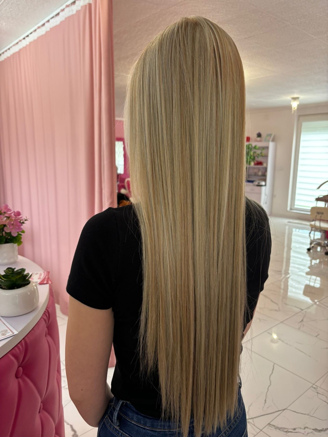 - Beauty Studio Amina, Zagreb Pramenovi Frizerski saloni Pramenovi, Zagreb, Gornja Dubrava