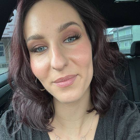 TLS #zagreb Make-up / šminkanje Profesionalno šminkanje + umjetne trepavice - za dame Make up...
