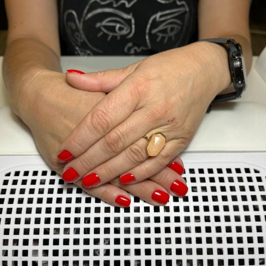 Glow Differently #zagreb Nadogradnja noktiju Ugradnja noktiju - S dužina