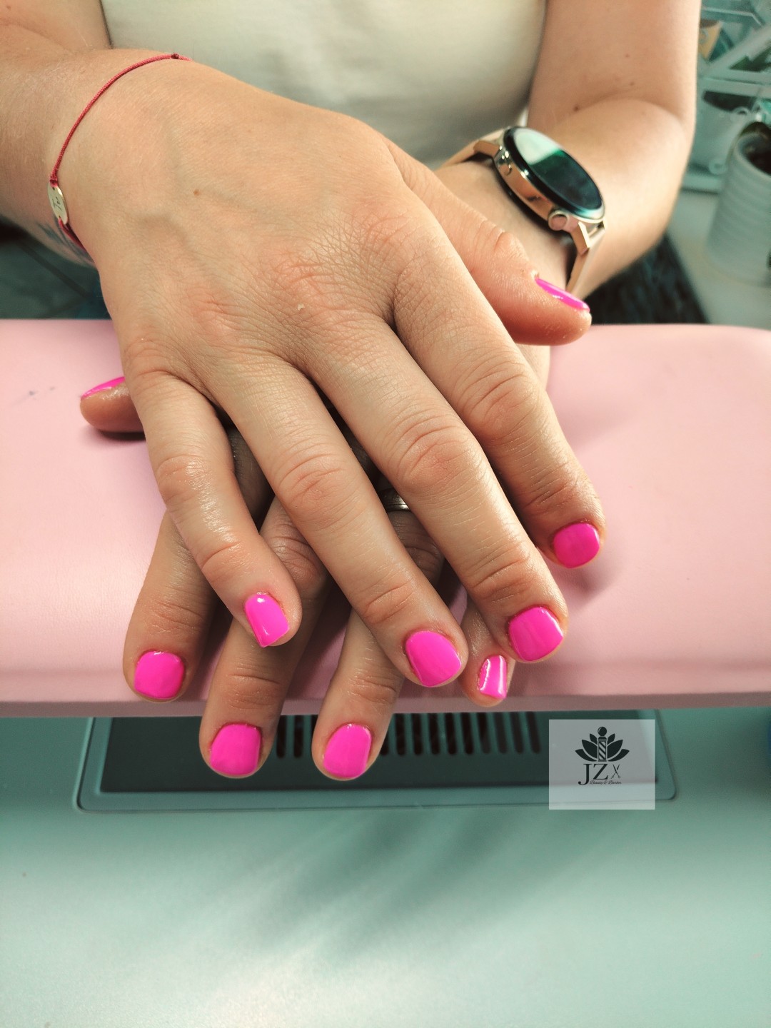 JZ Beauty & Barber #krapina Lakiranje noktiju Trajni lak - ruke