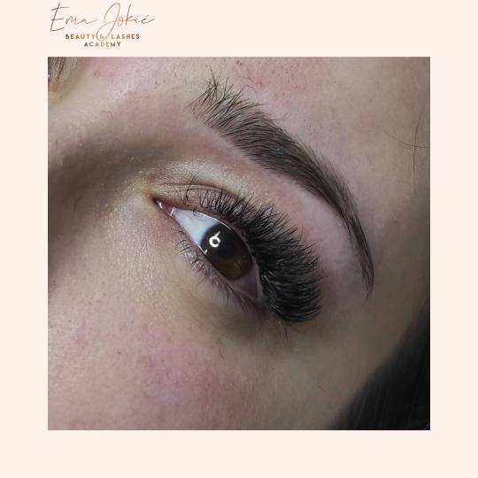Ema Jokić Beauty & Lashes Academy #zagreb Trepavice Ugradnja trepavica