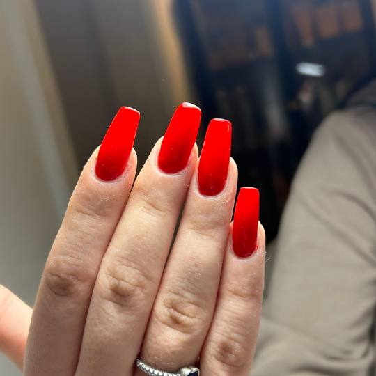 Glow Differently #zagreb Nadogradnja noktiju Ugradnja noktiju - L dužina