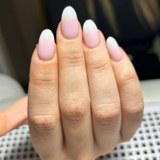 Glow Differently usluga