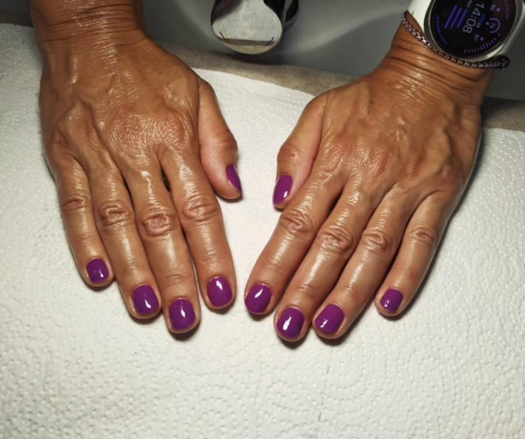 Josea beauty studio #zagreb Nadogradnja noktiju Manikura + trajni lak