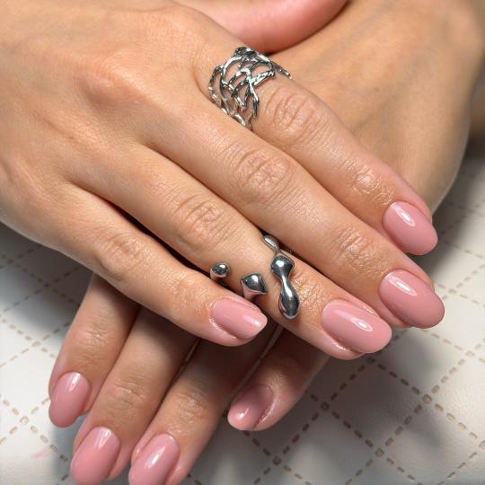 Antonela beauty studio usluga