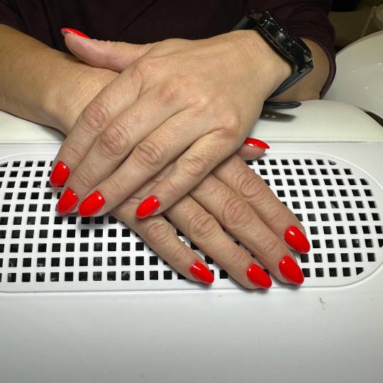 Glow Differently #zagreb Nadogradnja noktiju Ugradnja noktiju - S dužina