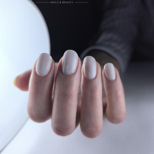 MOON Nails & Beauty usluga