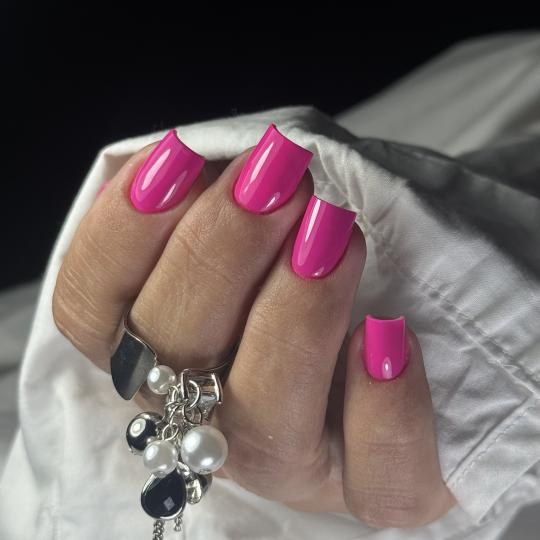 Balaniuk nails studio usluga
