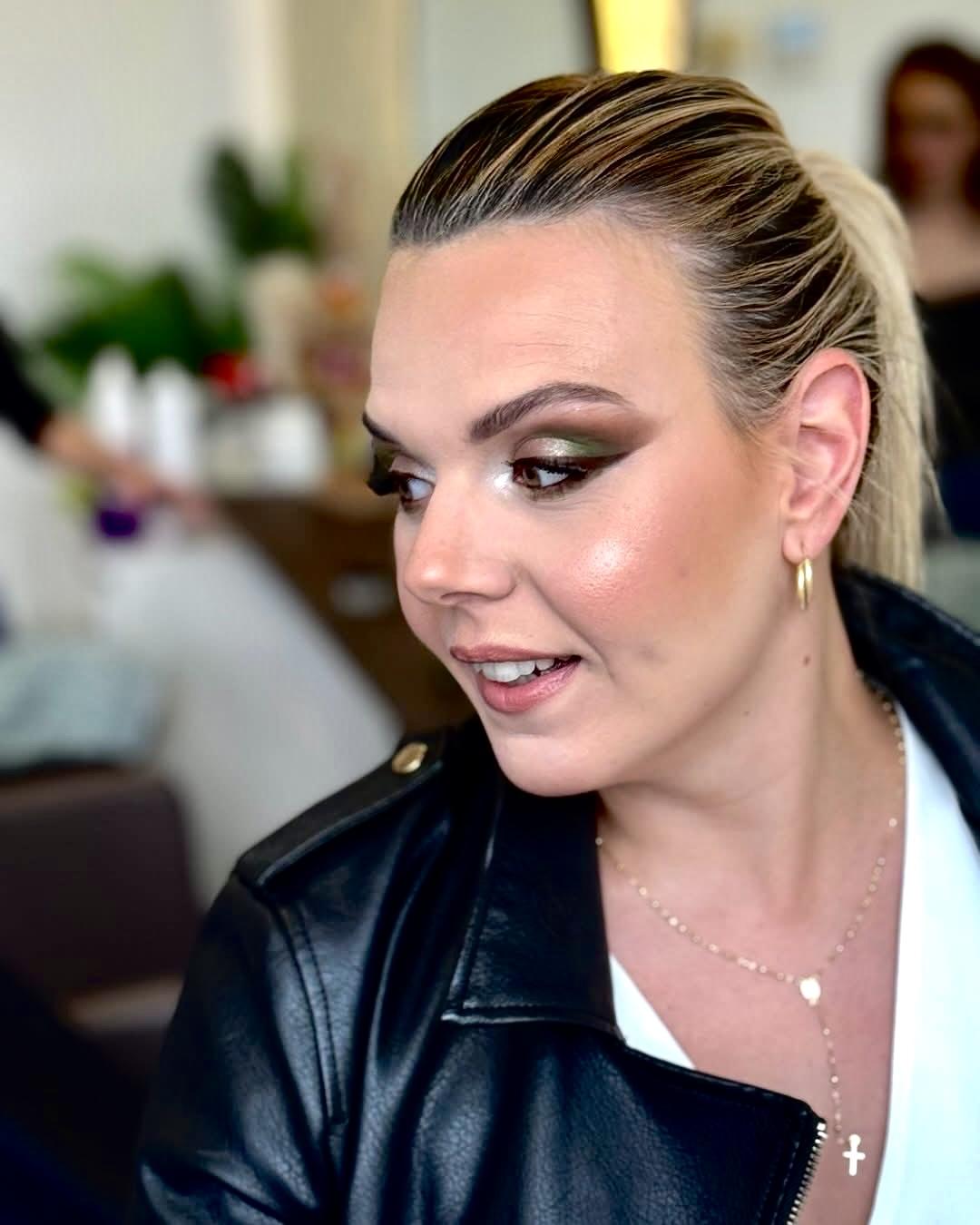 Anny_ni #zagreb Make-up / šminkanje Profesionalno šminkanje - dnevni / noćni make up