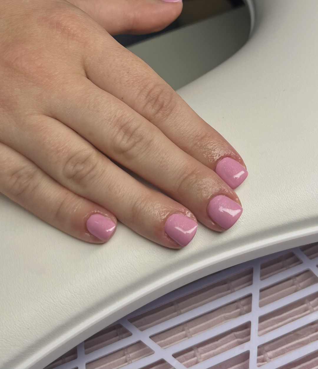 Mia’s Beautique #zagreb Manikura Gradivni trajni lak - ruke