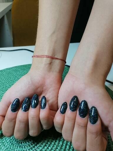 House of Beauty #zagreb Izlivanje noktiju Ugradnja noktiju gel tipsama - M dužina