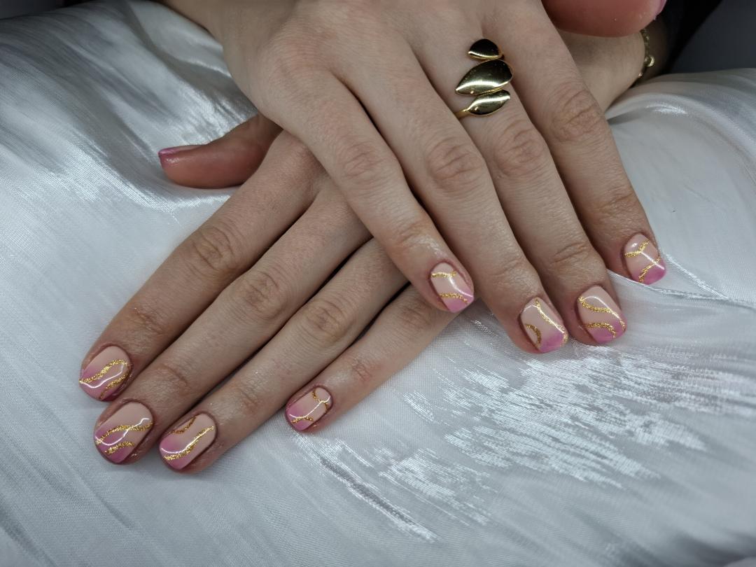 Shiny Nails #zagreb Manikura Manikura + trajni lak
