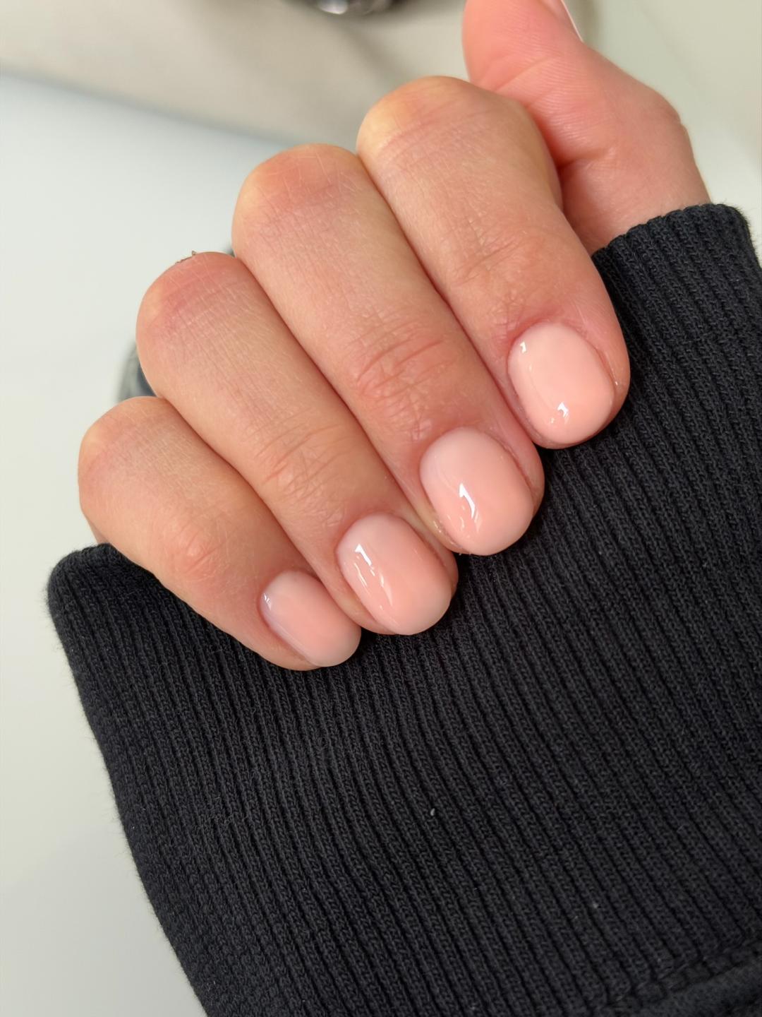Antonela beauty studio #zagreb Manikura Manikura + gradivni trajni lak