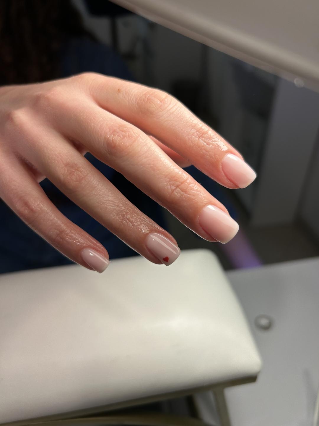 LoveGlam beauty studio #zagreb Manikura Gel na prirodne nokte S/M