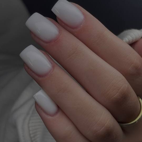 Beauty Studio Amina #zagreb Gel lak Gel ugradnja noktiju M dužina