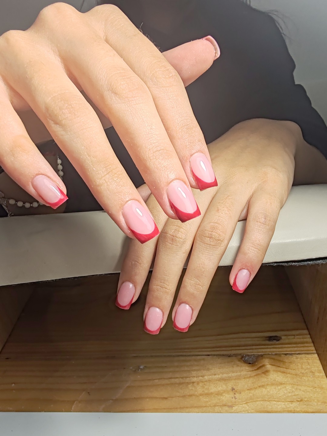 Beautique Nina #zagreb Ojačavanje noktiju Ojačavanje prirodnih noktiju gelom