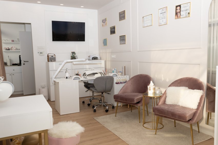 Kozmetički salon Orihalk Nails Zagreb