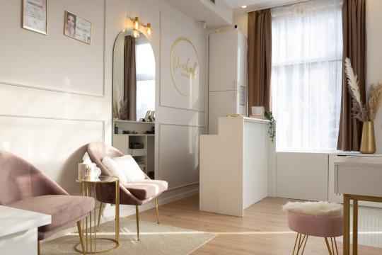 Kozmetički salon Orihalk Nails Zagreb