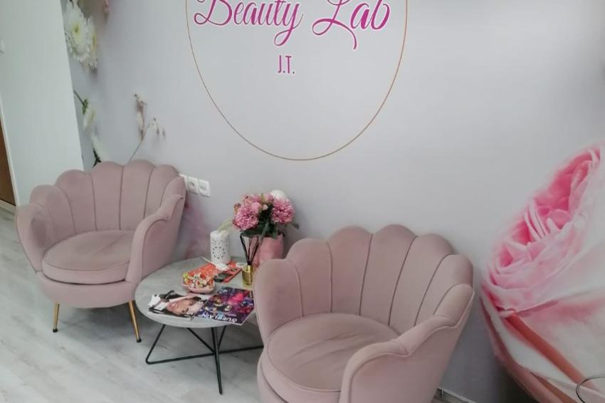 Kozmetički salon Beauty lab J. T. Split