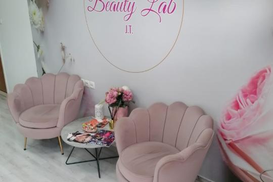Kozmetički salon Beauty lab J. T. Split