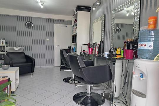 Frizerski salon Frizerski studio Blondy Ivanić-Grad